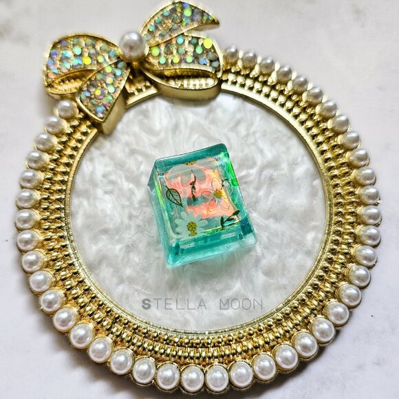 Resin Keycaps, 1U OEM & Cherry, Yellow Green Floral, Aurora Effect, Keyboard - Picture 3 of 7